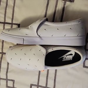 Nike Court Royale AC Slip Swoosh Print Women's Size 11